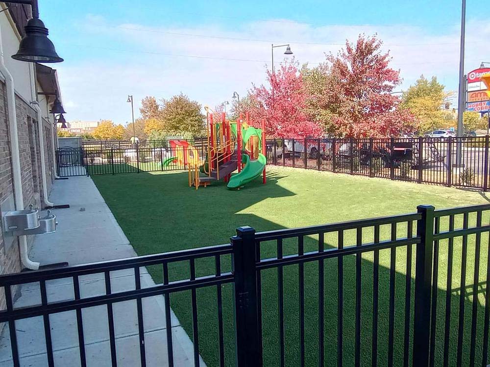 Clintonville Ohio commercial fencing